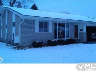 14539 Ronnie Ln, Livonia, MI 48154