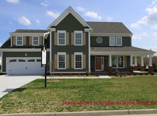 1113 Knights Bridge Ln, Virginia Beach, VA 23455