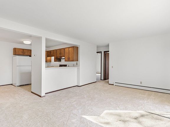 4th image of 4541 Crescent Rd APT H