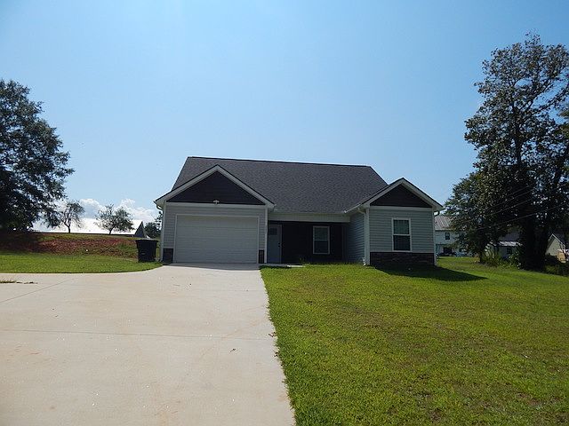 1st image of 511 Jackson Cir