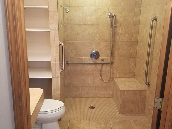 Handicap accessible shower