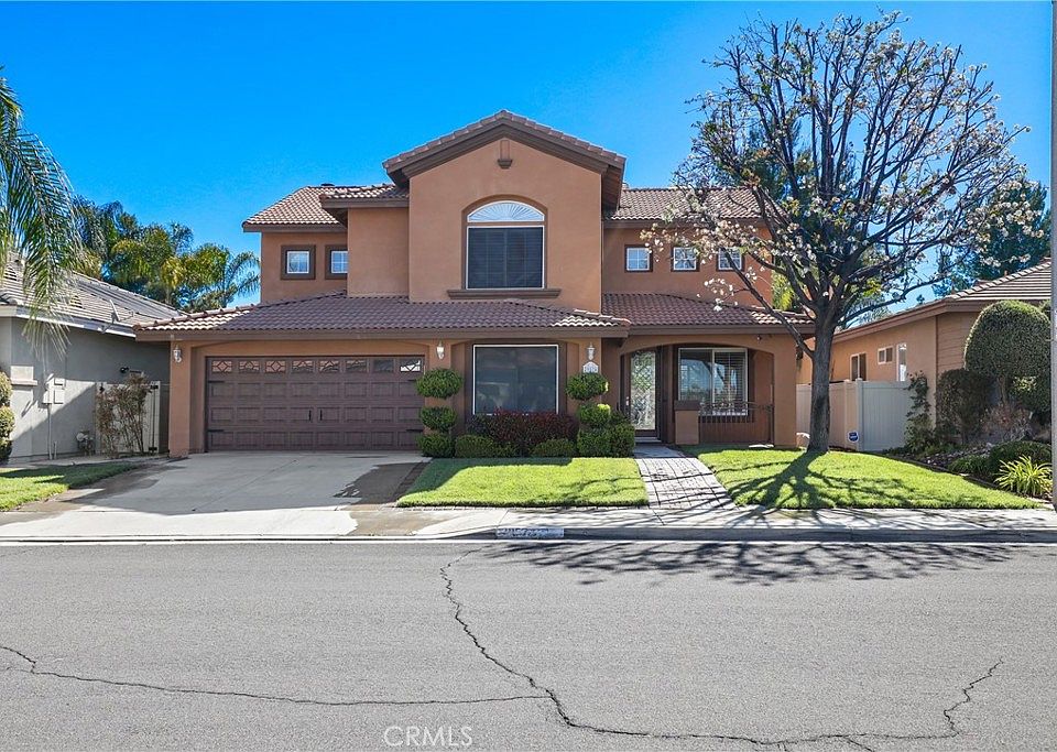 1st image of 29574 Painted Desert Dr