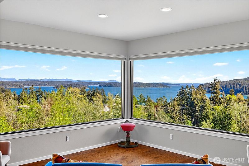 2nd image of 15107 Bridgeway Drive