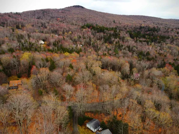 7 Fawn Lane, Dover, VT 05356