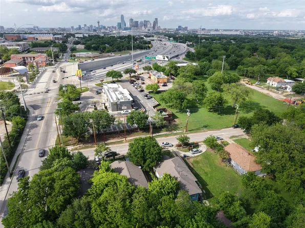 806 E 12th St, Dallas, TX 75203
