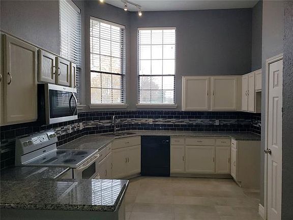 5th image of 7717 Salzburg Dr