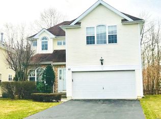 52 Sunflower Ridge Rd, South Setauket, NY 11720