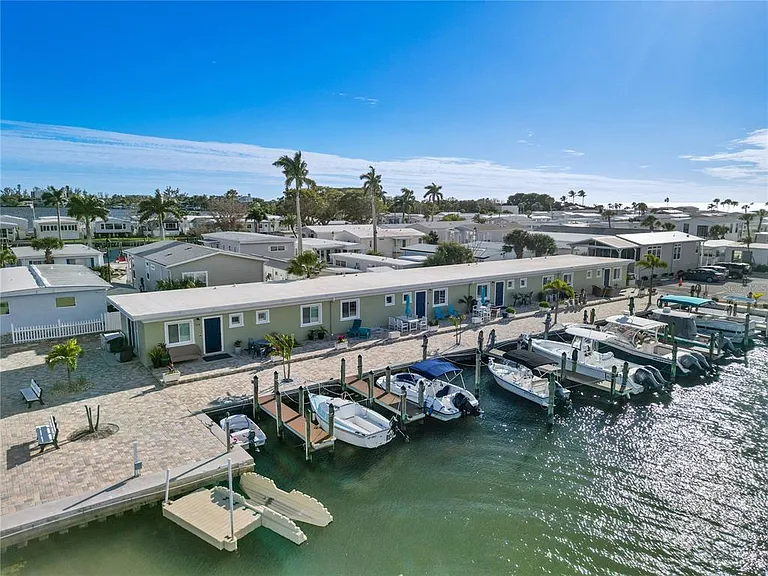3740 Gulf Of Mexico Dr #114 — Photo 4