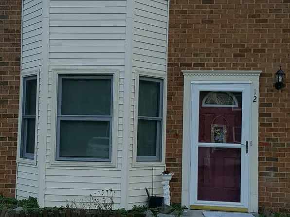 120 Choisy Cres, Yorktown, VA 23692