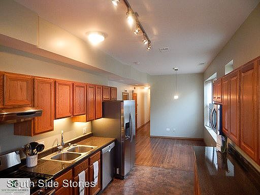 1st image of 4953 S Calumet Ave APT 4n