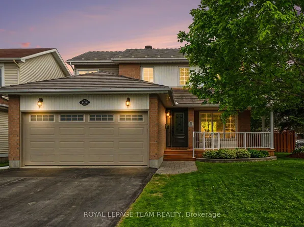 6114 Silverbirch St, Ottawa, ON K1W 1C5