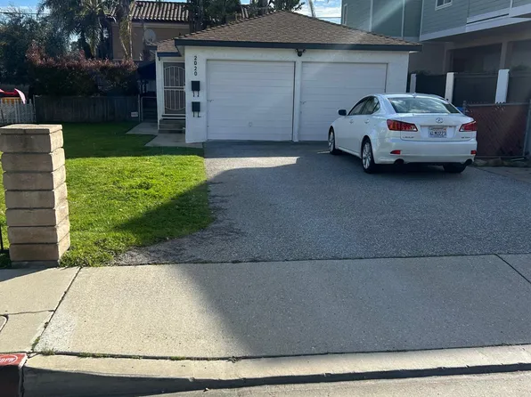 2020 Manhattan Beach Blvd APT B, Redondo Beach, CA 90278