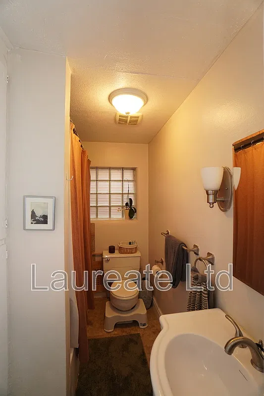 2 bed, 1.0 bath, 900 sqft, $2,285 — Photo 4