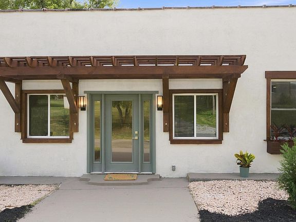 3rd image of 108 Mildred Ave
