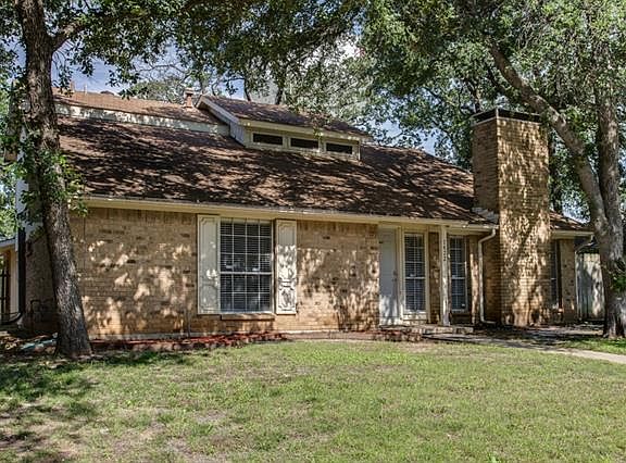 2nd image of 1422 Wildvalley Dr