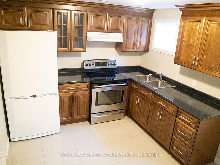 1885 Rosefield Rd — Photo 17