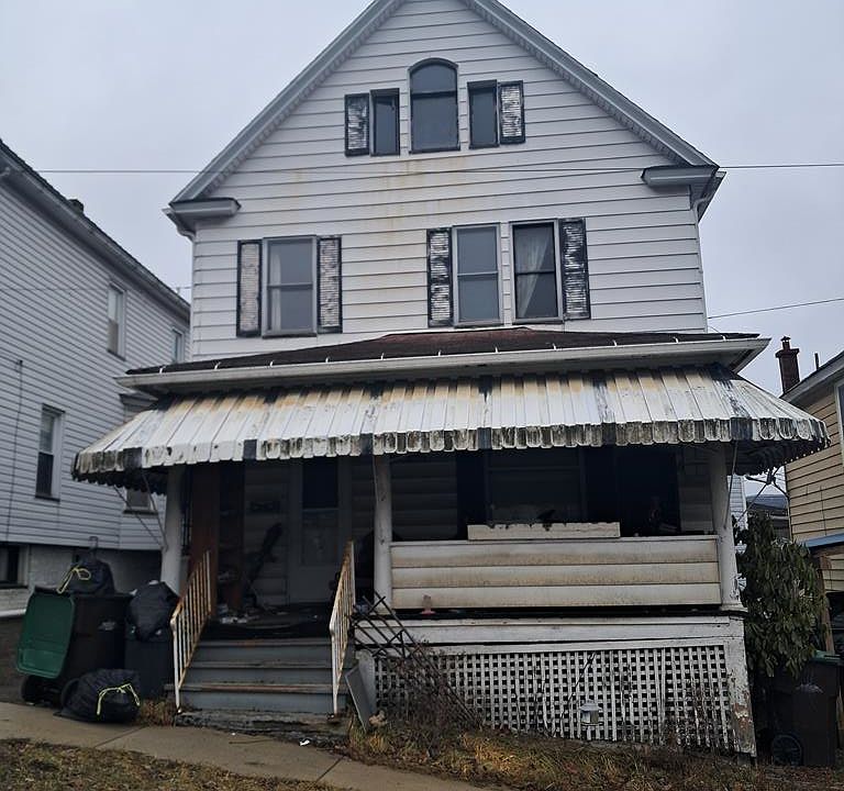 1st image of 706 12th St