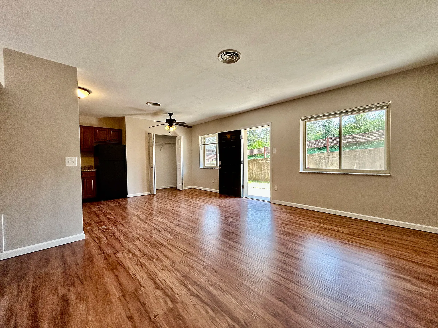 Glen Park Apartments — Photo 3