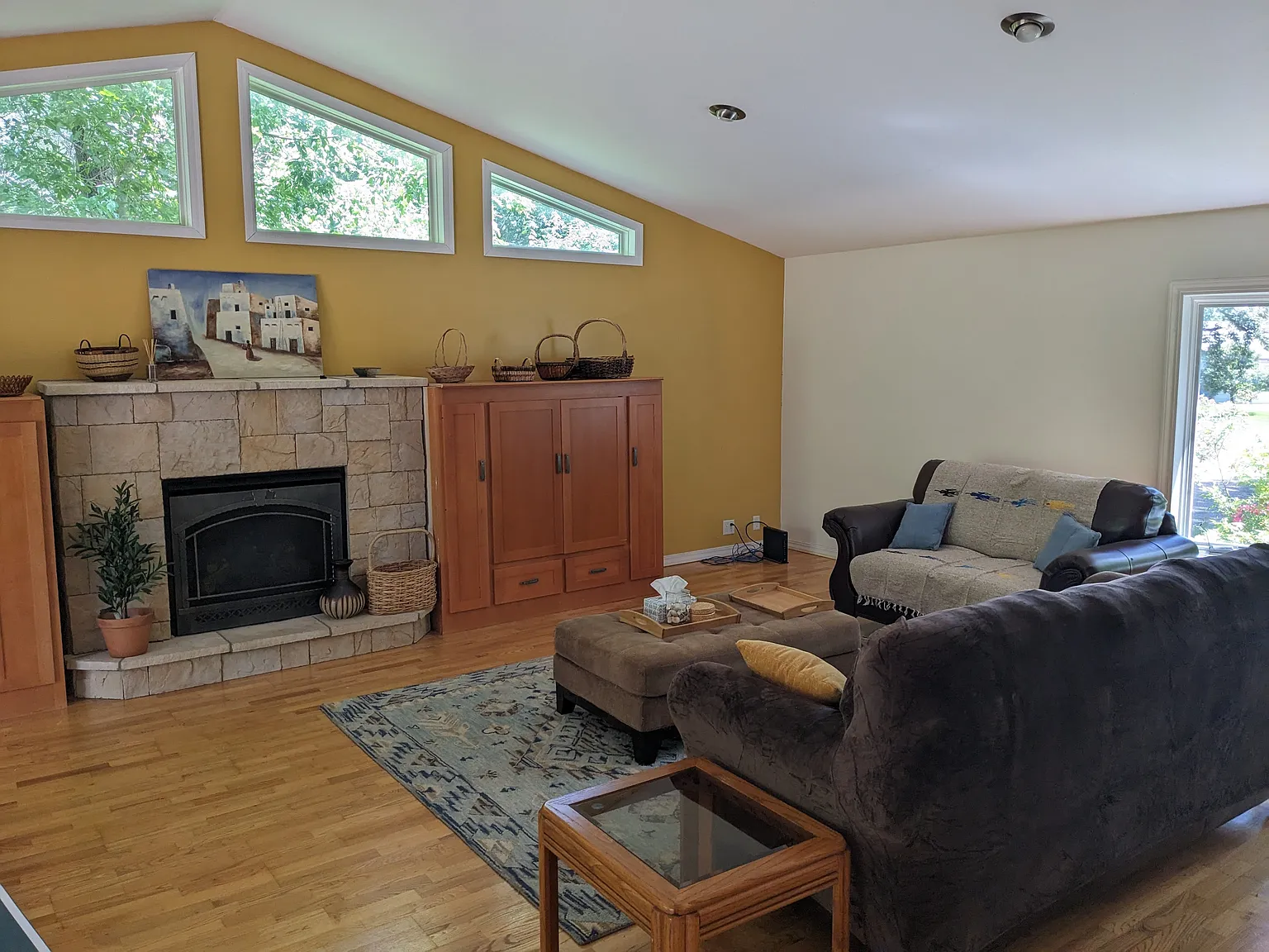 4 bed, 2488 sqft, $3,200 — Photo 1
