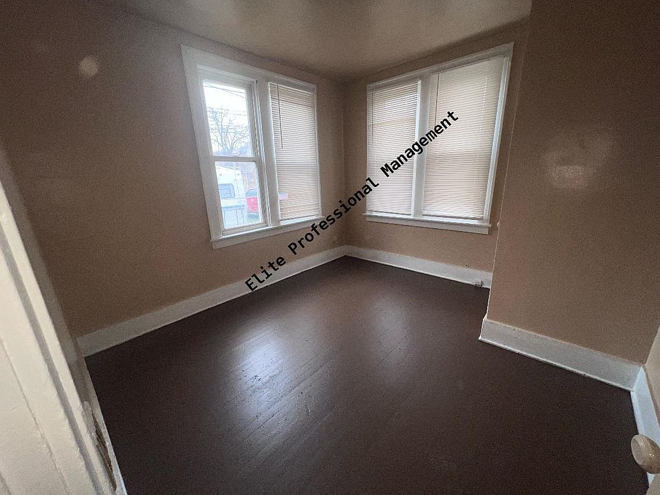 1st image of 2340 W Grand St APT 1