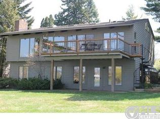 1367 Club Dr, Bloomfield Hills, MI 48302