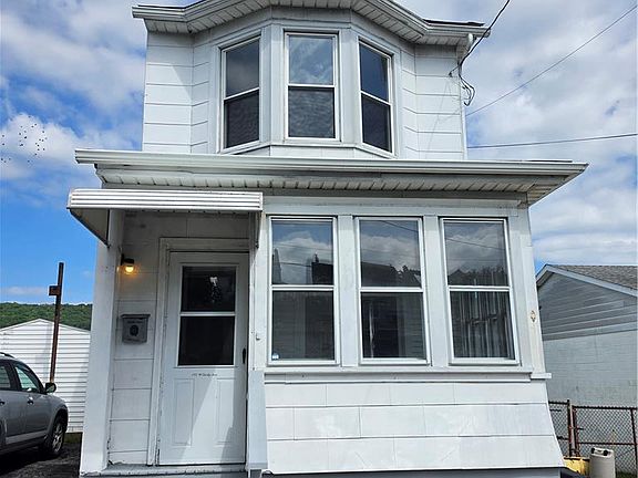 2nd image of 131 W Early Ave