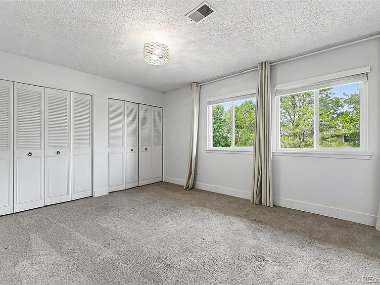 1910 Centaur Cir — Photo 15