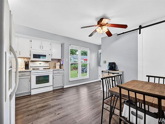 5th image of 1407 Saint Gregory Ln