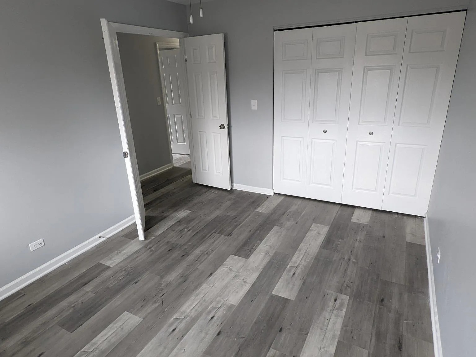 3 bed, 1.5 bath, 1200 sqft, $1,950 — Photo 2