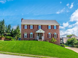 366 Cobblestone Cir, Mc Kees Rocks, PA 15136