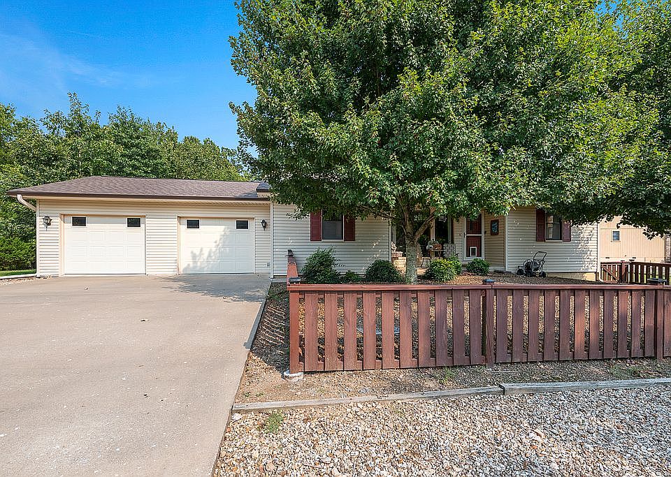 1st image of 5 Cowgur Ln