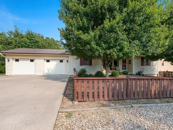 5 Cowgur Ln, Bella Vista, AR 72715