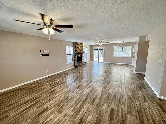 4th image of 4572 Monahans Dr