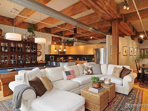 Living Room/Dining Room