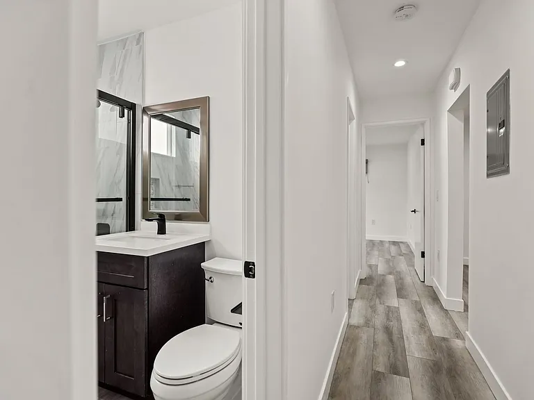 410 Lucas Ave — Photo 39