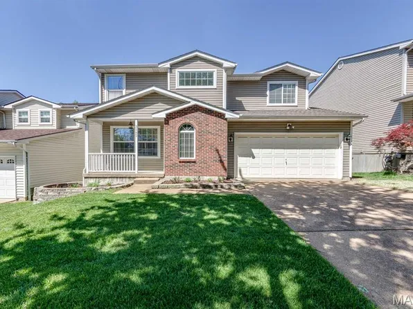 3143 Lavender Ln, Saint Louis, MO 63139