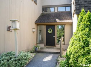 25 Mallard Dr #25, Avon, CT 06001