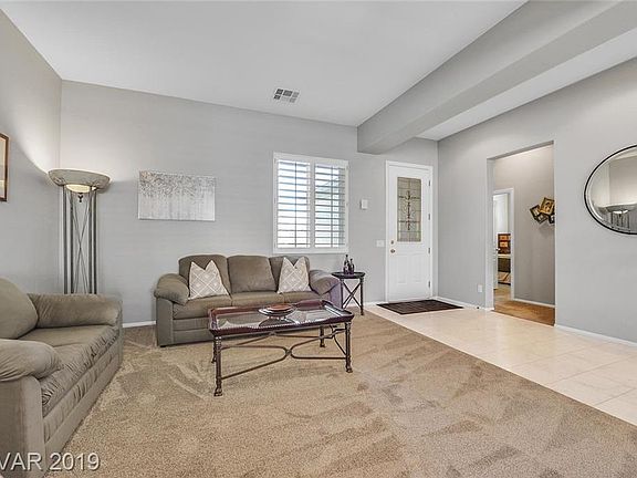 5th image of 10539 Linderhof Ave