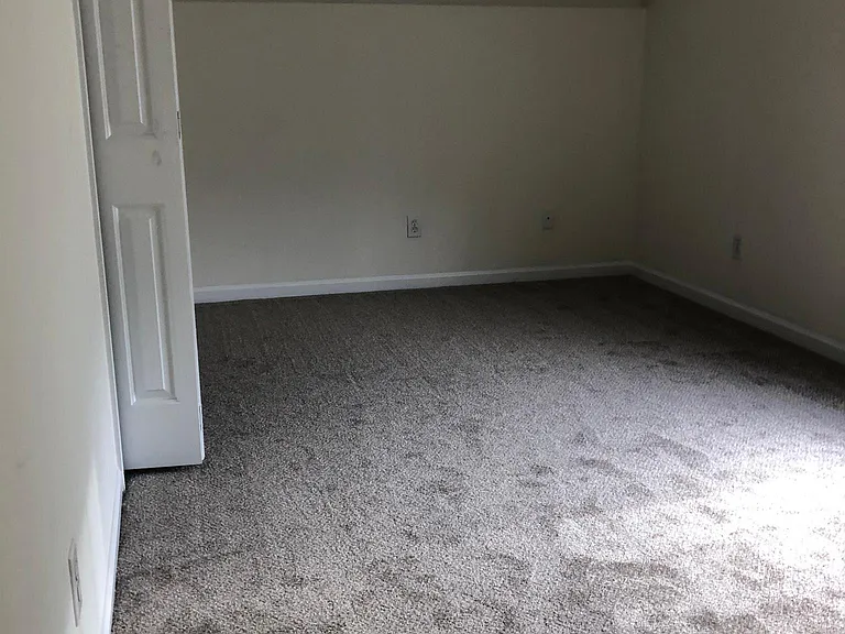 9007 Gatewick Ct — Photo 4