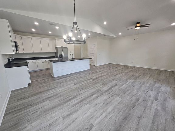 5th image of 316 Massalina Dr