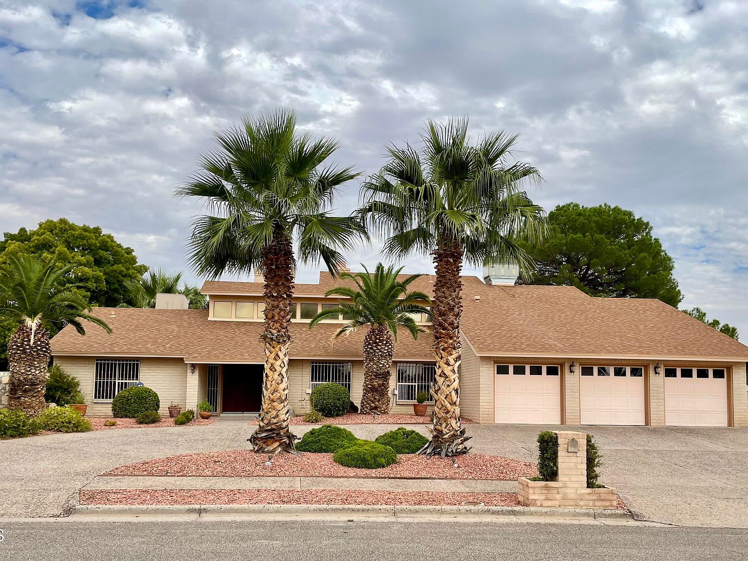 11213 Leo Collins Dr, El Paso, TX 79936 Zillow
