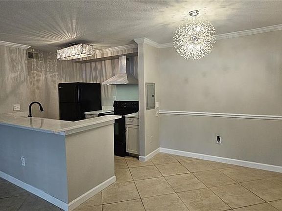 4th image of 110 Alameda Ct Unit 130