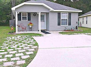 2404 Trailwood Dr, Cantonment, FL 32533