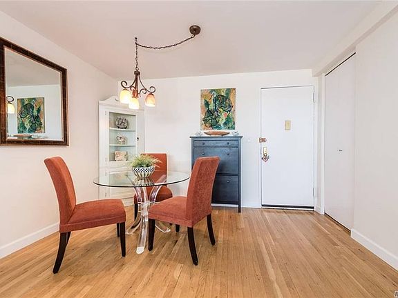 3rd image of 410 E Broadway APT 3L