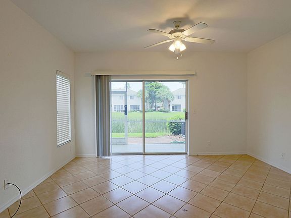 4th image of 10066 Poppy Hill Dr