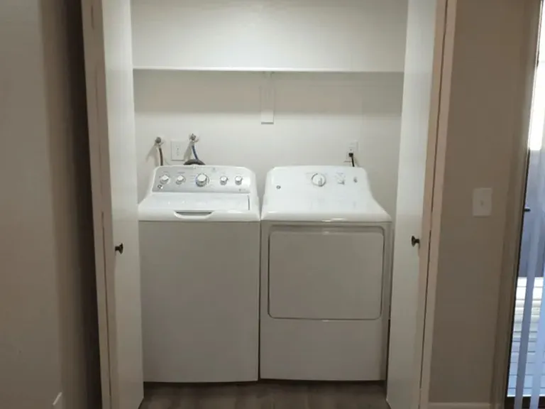 Quail Ridge Apartments — Photo 9