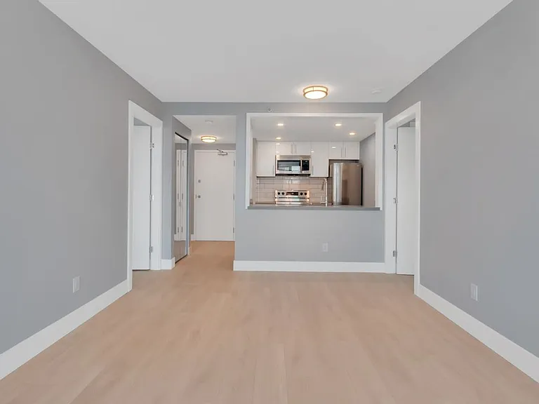 438 Seymour St #2503 — Photo 7