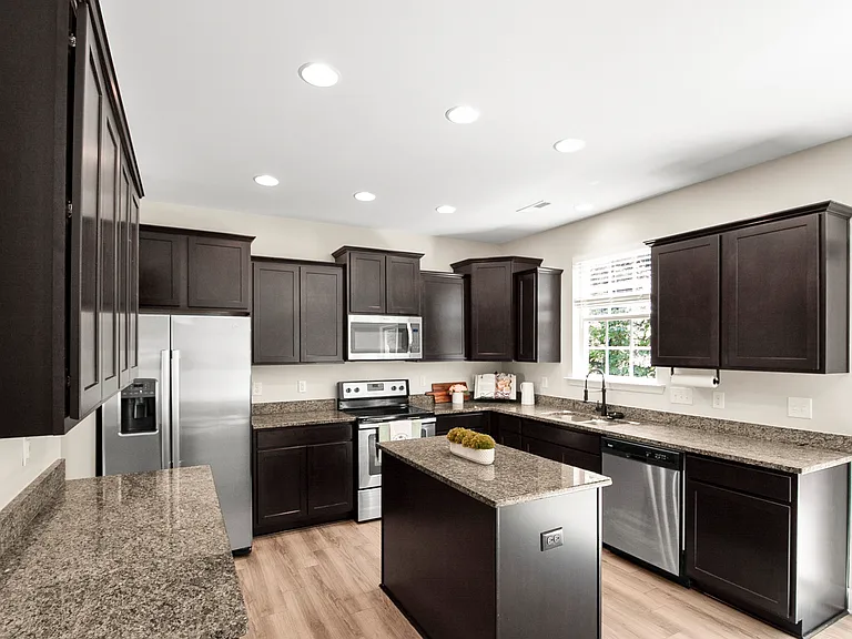 118 Hemlock Green Ln — Photo 12