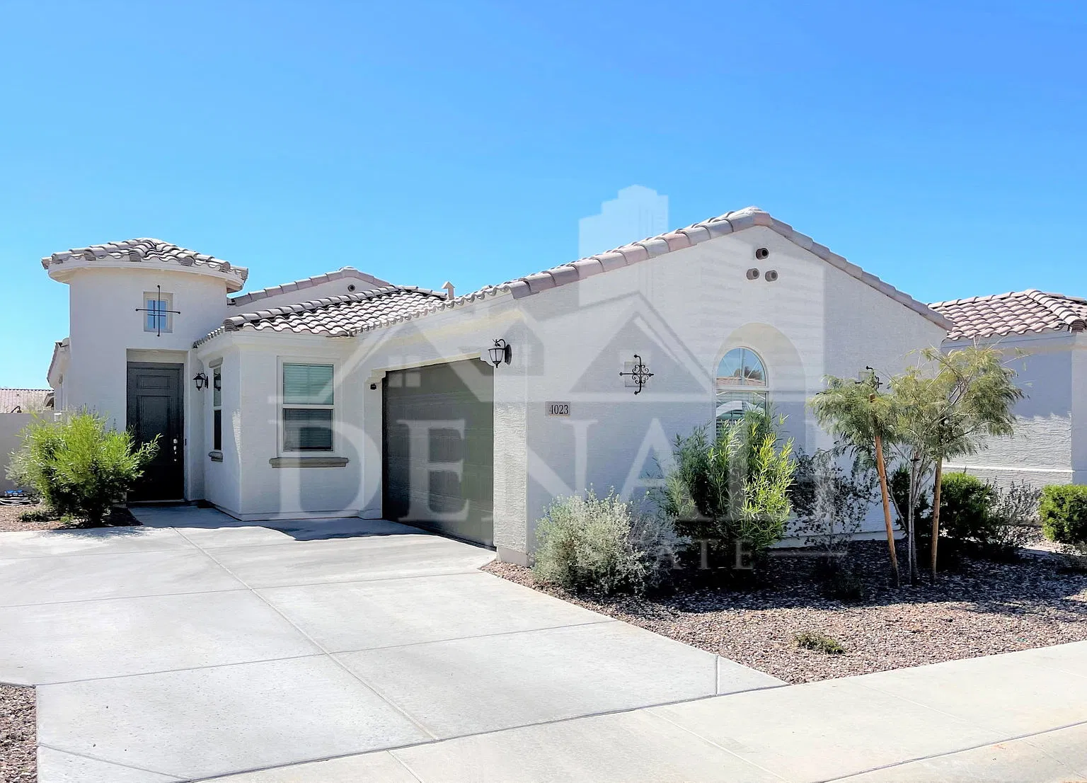 3 bed, 2.0 bath, 1742 sqft, $2,295 — Photo 1