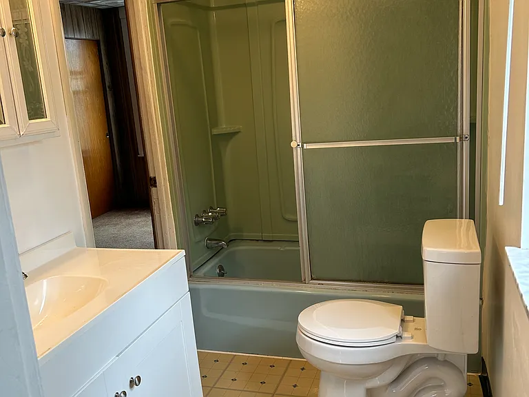 40 Bigelow St — Photo 22